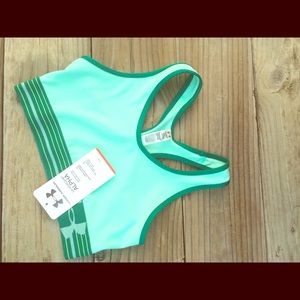 UA SPORTS BRA MINT AND GREEN!