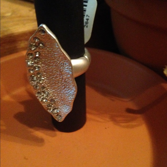 Fashion matte silver leaf stretch ring - Picture 2 of 3