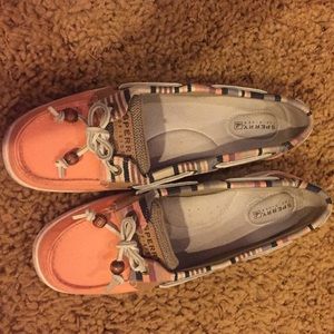 Sperry top-siders *on hold till Friday*