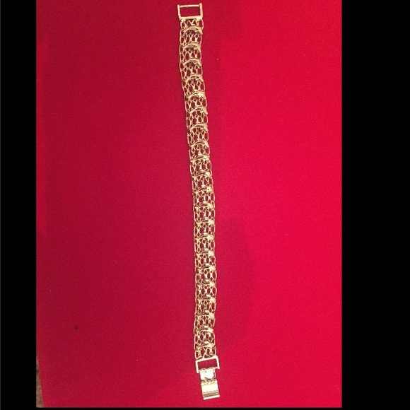 Jewelry - Silver filled Dolphins bracelet