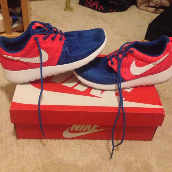 Nike Roshe Run Shoes