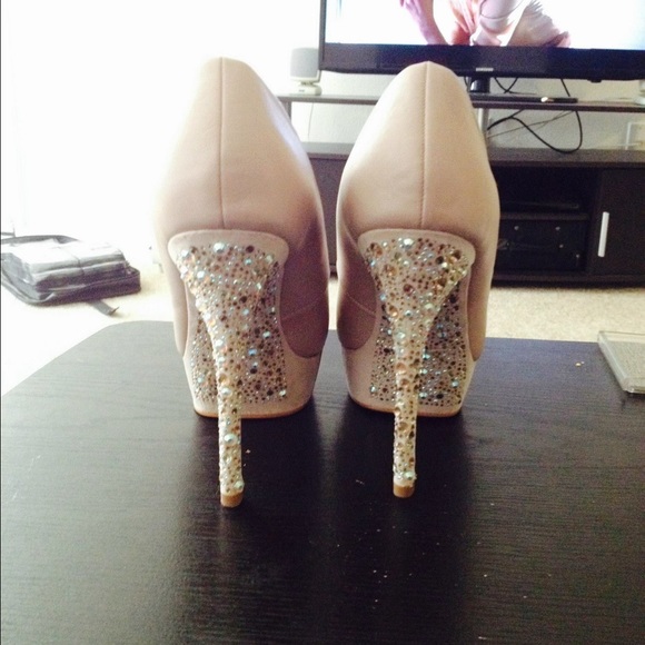 Aldo "Marilee" heel - size 11