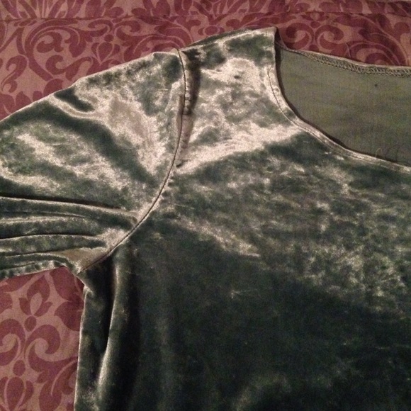 Light velvet green top