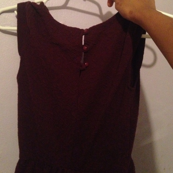 XS - Picture 2 of 2