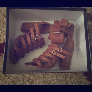 Cognac Gladiator heels