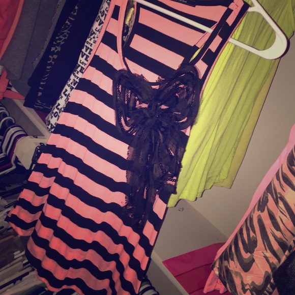 Tank lace bow