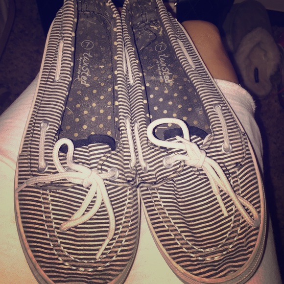 Navy shoes