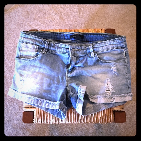 Size 28 checkered & stars jean shorts