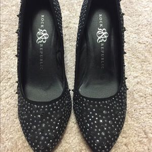 Rock republic black studded heels