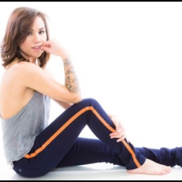 rag & bone Pants - FLASH Sale Rag and bone navy  stripe jeans