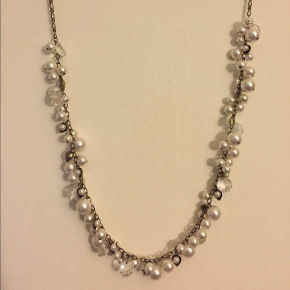 🆕 Chloe Isabel Statement Necklace Pearl & Crystal - Picture 1 of 4