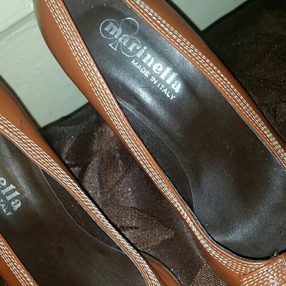 Shoes - Picture 3 of 4