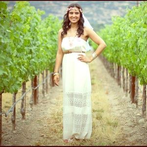 Mod cloth Cream maxi dress