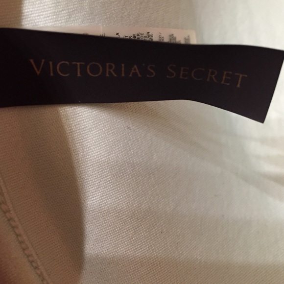 Victoria secret bathing suit - Picture 3 of 4