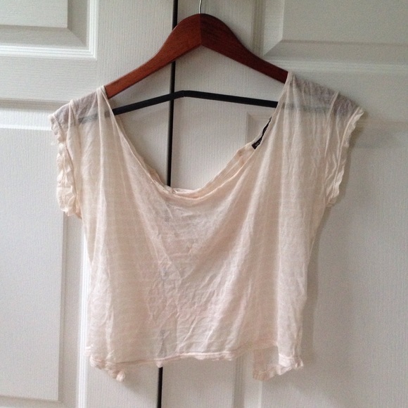 Brandy Melville crop top