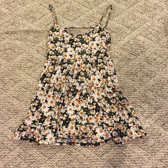 Daisy print sundress. Brandy Melville inspired