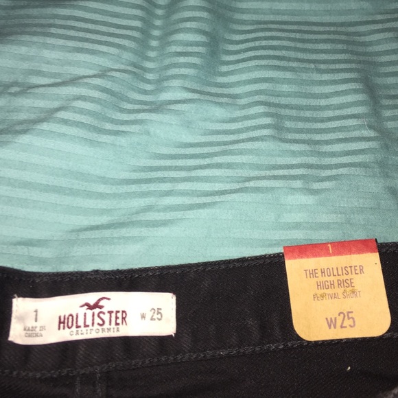 Hollister high waisted festival shorts - Picture 2 of 2