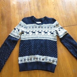 Abercrombie & Fitch holiday sweater