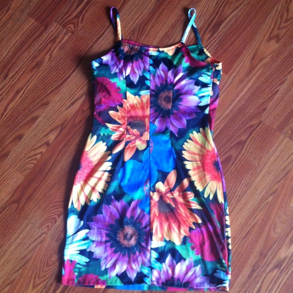 90s dress - Picture 2 of 4