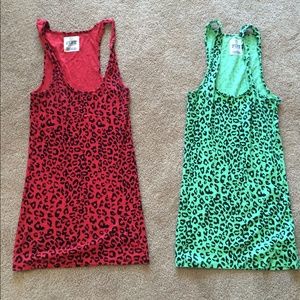 Vs pink tanktops