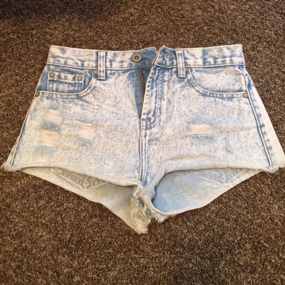 Forever 21 short shorts