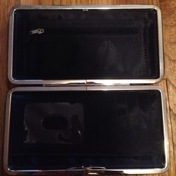 Wallet - Picture 2 of 3