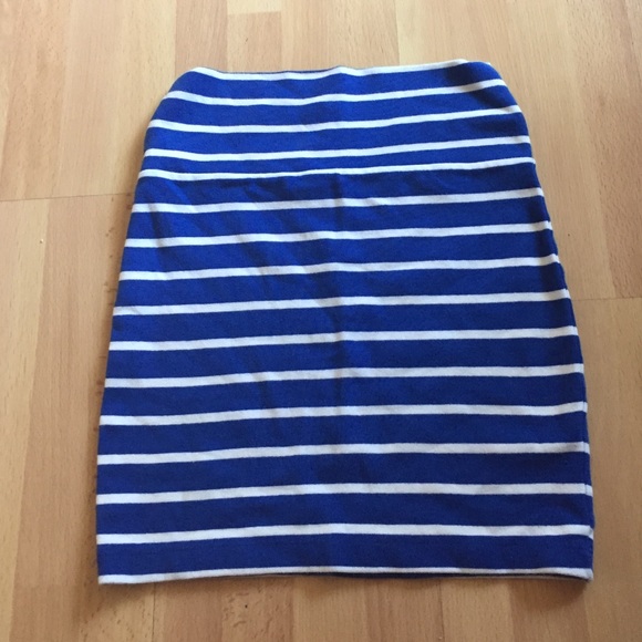 Forever 21 body con strip skirt