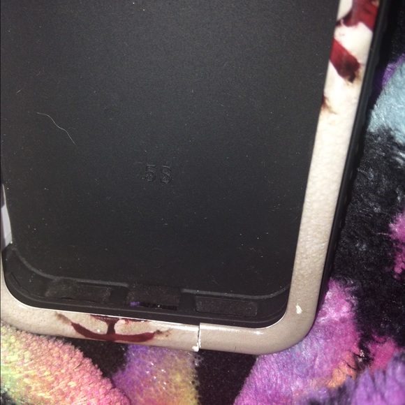 case - Picture 3 of 4