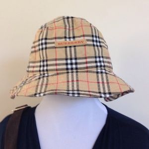 Burberry Golf Authentic Hat **Cute**