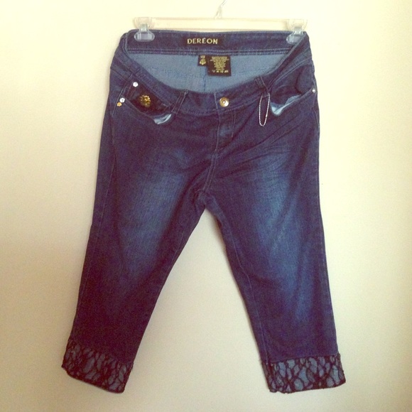 Dereon jeans capris