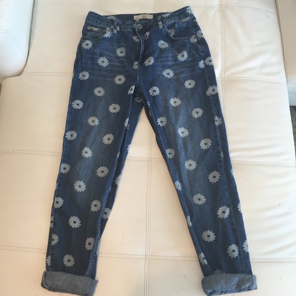 High-waisted jeans - Picture 1 of 4