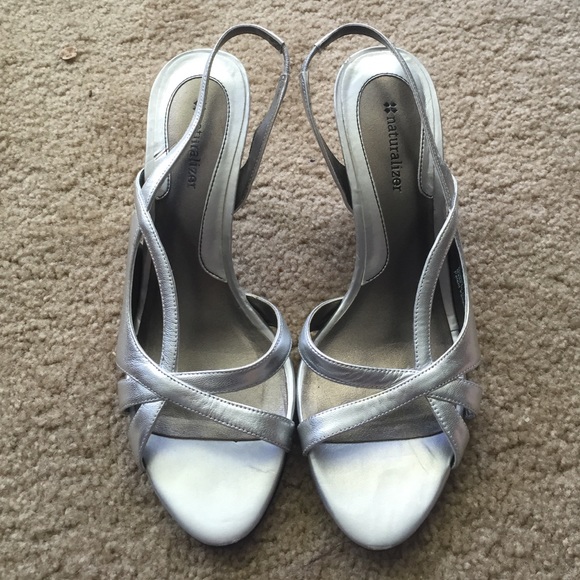 Naturalizer Silver Heels