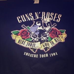 Guns and roses crew neck