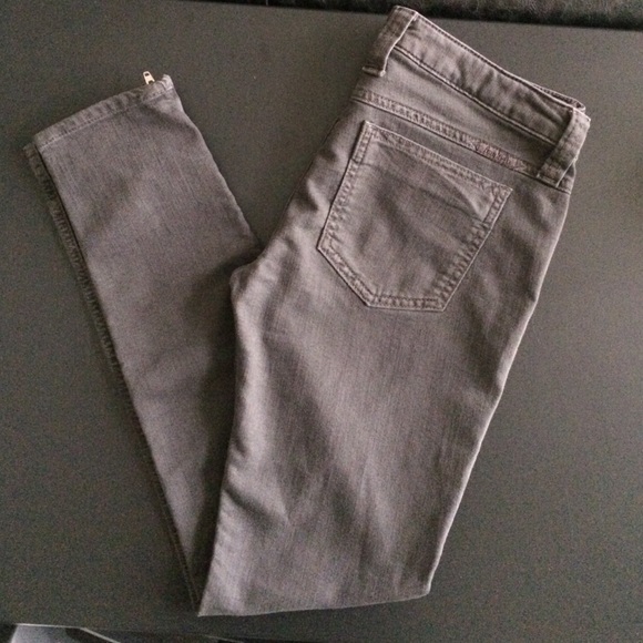 Frankie B. Skinny Jeans