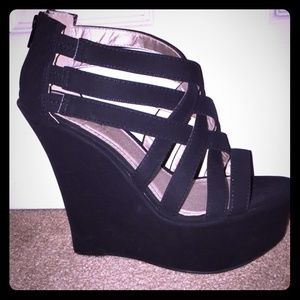 Black wedges❤️👠