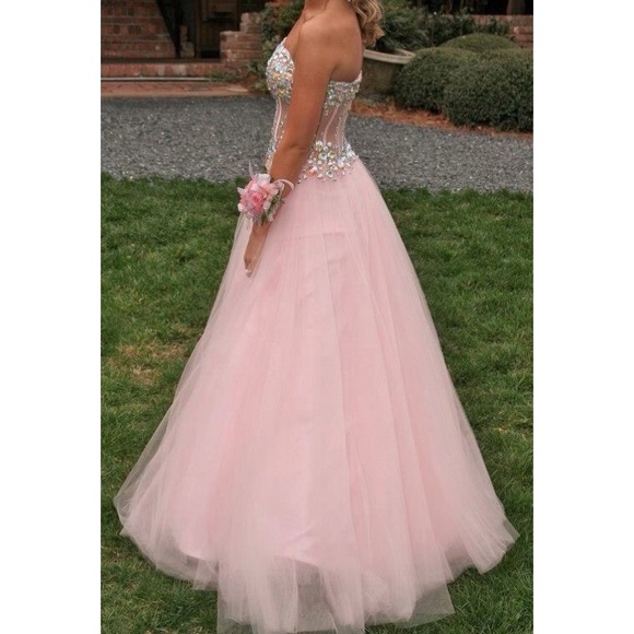 Jovani Gown - Picture 1 of 2