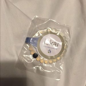 Small lokai