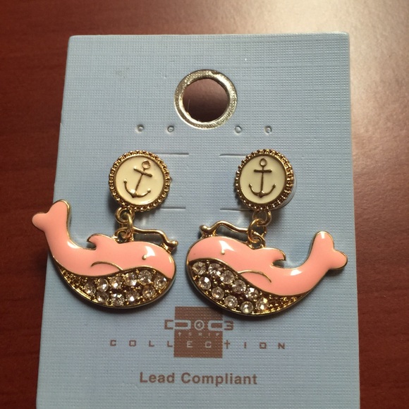 Brand new earrings!!