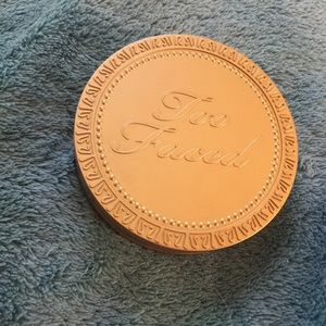 Too Faced Chocolate Soleil Medium/Deep Bronzer
