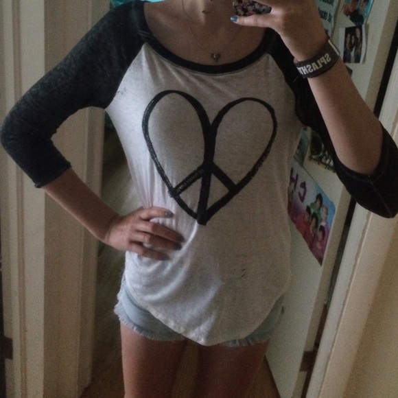 Black and white Bethany nota Baseball tee
