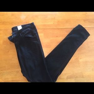 ✨ H & M black skinny jeans ✨
