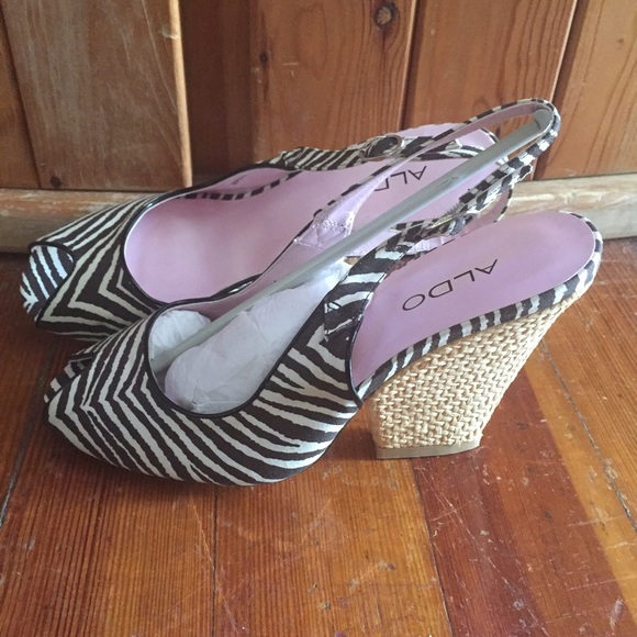 Brown and Cream "zebra like print" shoes. - Picture 2 of 3