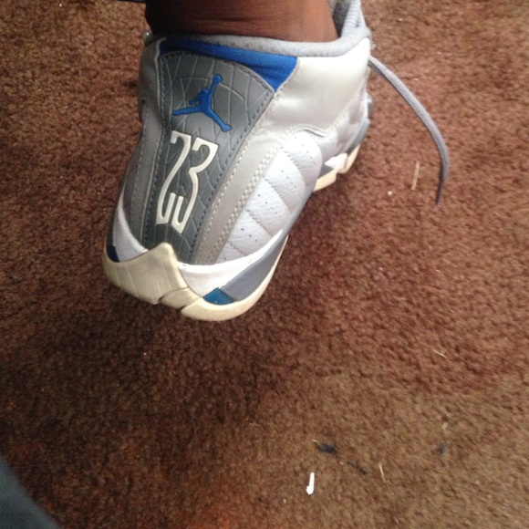 Jordan . Wolf grey 14 - Picture 3 of 4