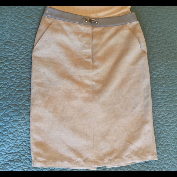Vintage Prada Pencil Skirt w/kick pleat - Picture 2 of 4