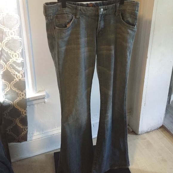 Seven for all mankind low rise, wide legged jeans