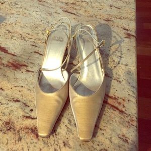 Stuart Weitzman GloAmbiance