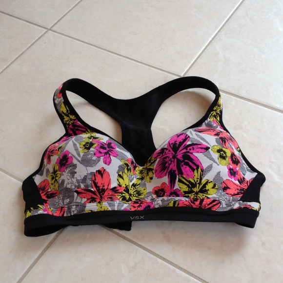 Sports bra