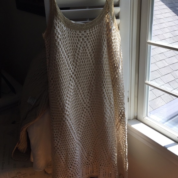 Off whit crochet dress