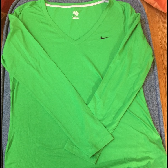 Nike Tops - NWOT green Nike long sleeve top.