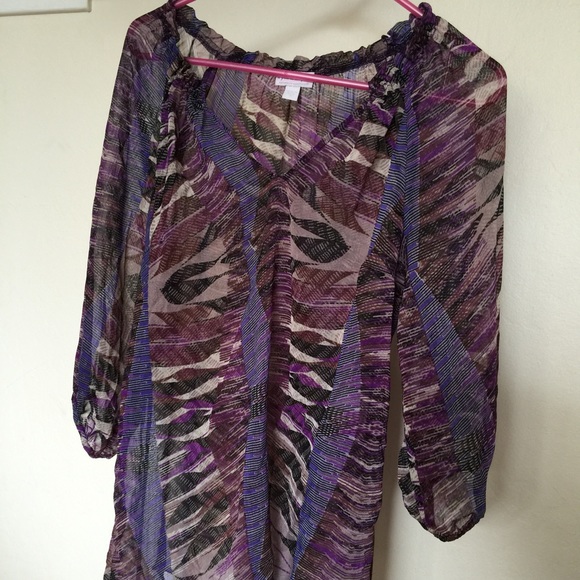 A pea in the pod sheer purple top (size S)